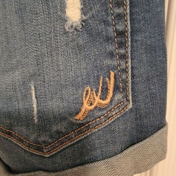 Express Distressed Button Fly High Waist Jeans Shorts Size 4 - Picture 5 of 7